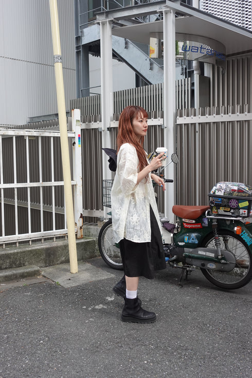 お花レースシャツ